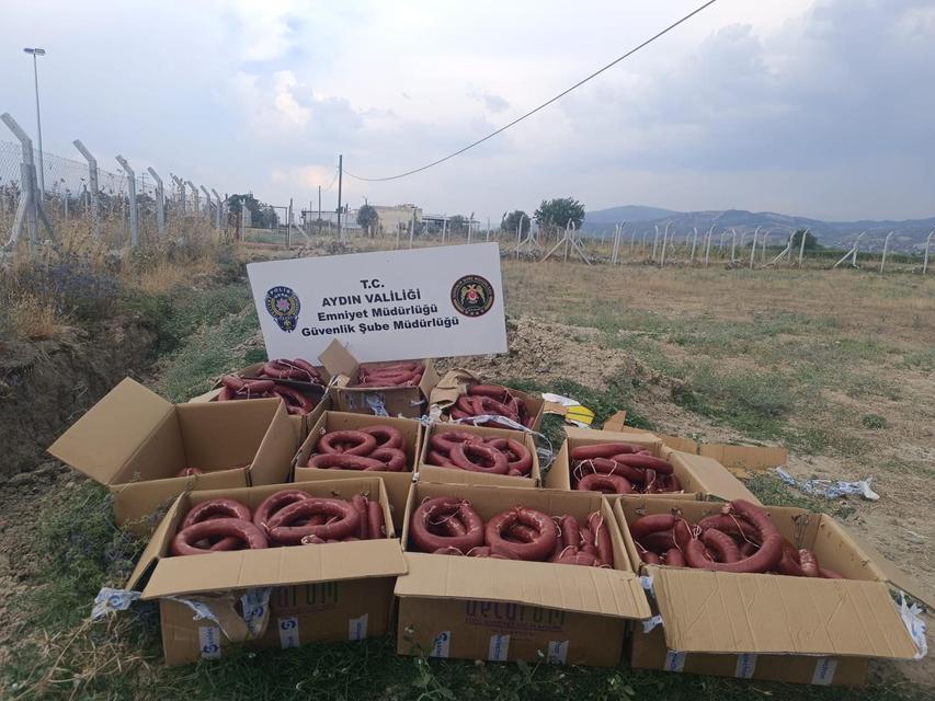 AYDIN'DA TAĞŞİŞ VE ETİKETSİZ GIDAYA GEÇİT YOK DOKUZ OPERASYONDA TONLARCA ÜRÜN ELE GEÇİRİLDİ