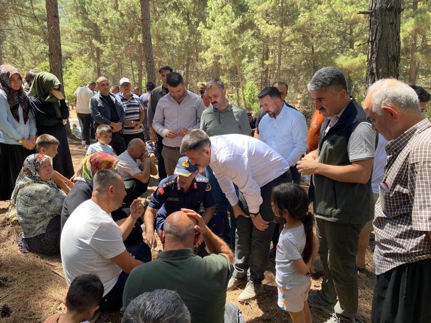 Şehit orman personeli Demirel'in acı haberi ailesine verildi
