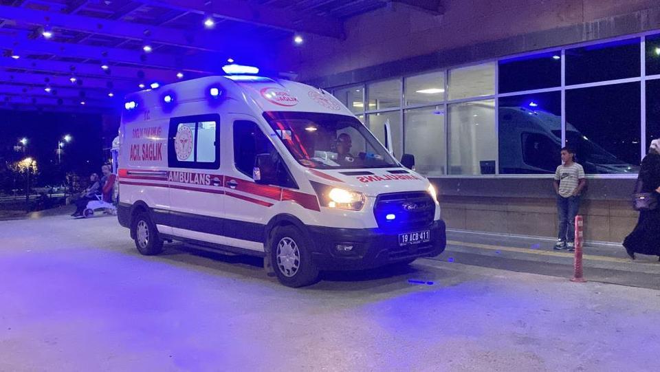 Hastanede bıçaklı kavga