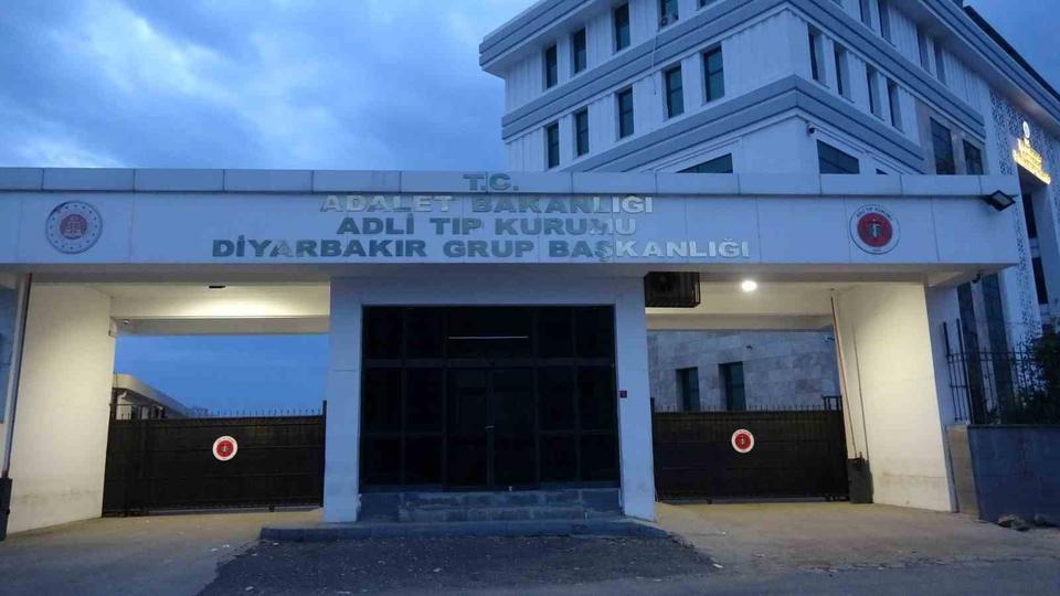 Genç kadın, silahlı saldırıda hayatını kaybetti