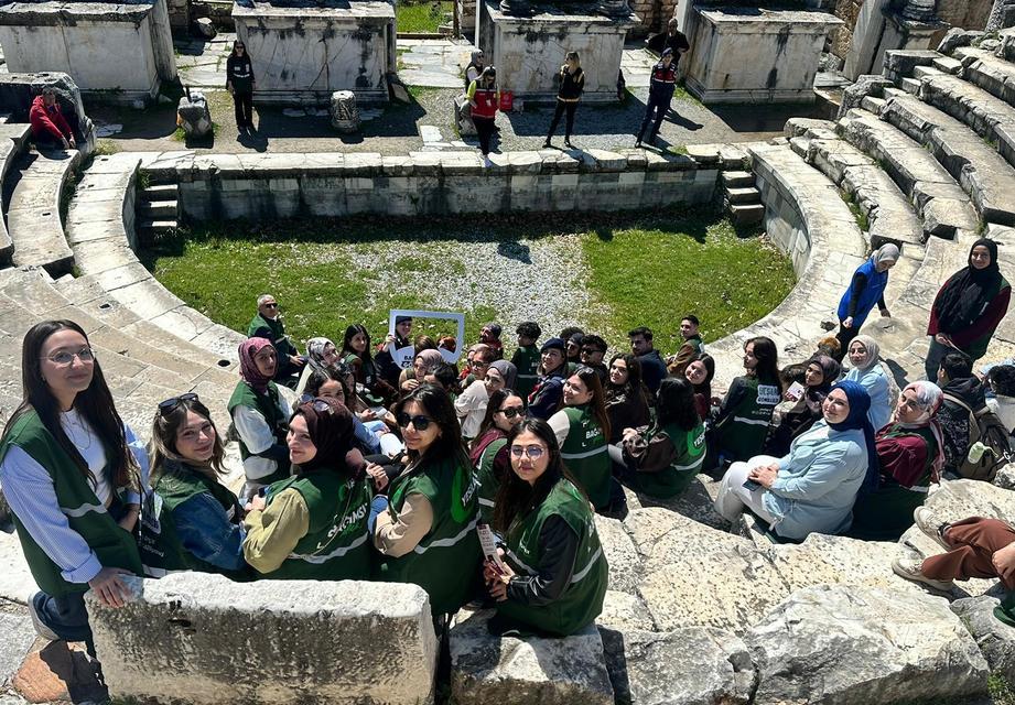 Yeşilay’dan Afrodisias’ta farkındalık dolu buluşma
