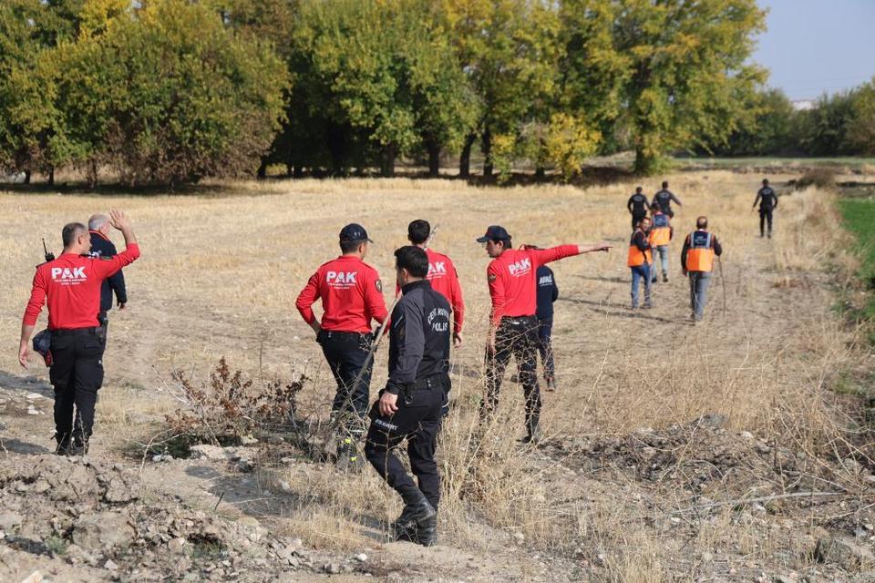 Kaybolan çocuk için ekipler seferber oldu