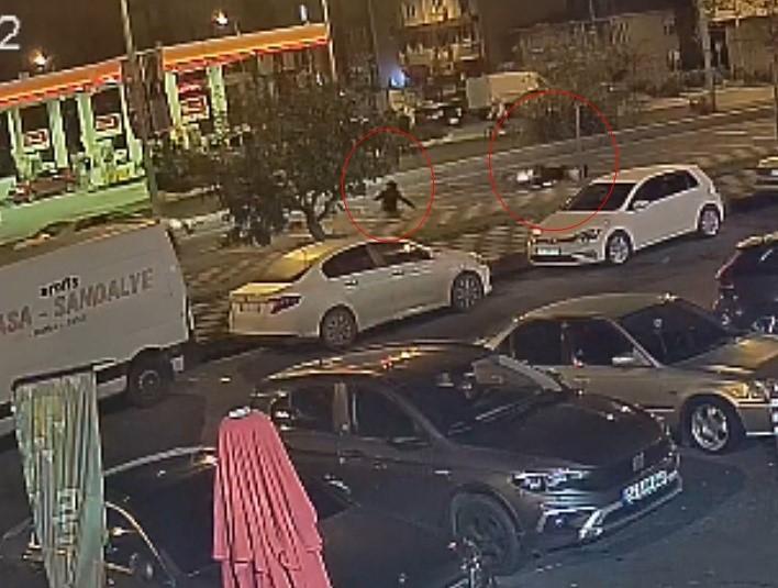 Metrelerce sürüklendi, kazayı yara almadan atlattı