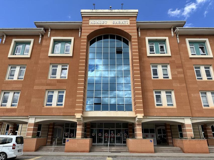 Öğrenci servisinde çocuklara istismarda bulunan şoför 32 yıl hapis cezasına çarptırıldı