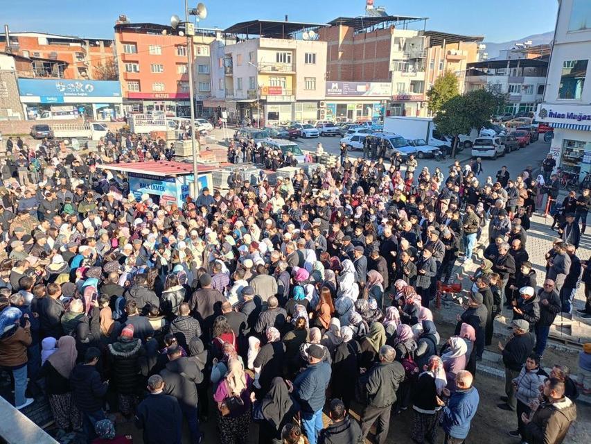 Çine’den 2. umre kafilesi dualarla kutsal topraklara uğurlandı
