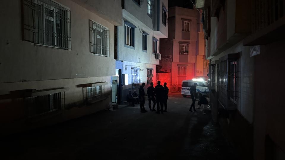 Anne ve kızı kilitli bulundukları odada ölü bulundu