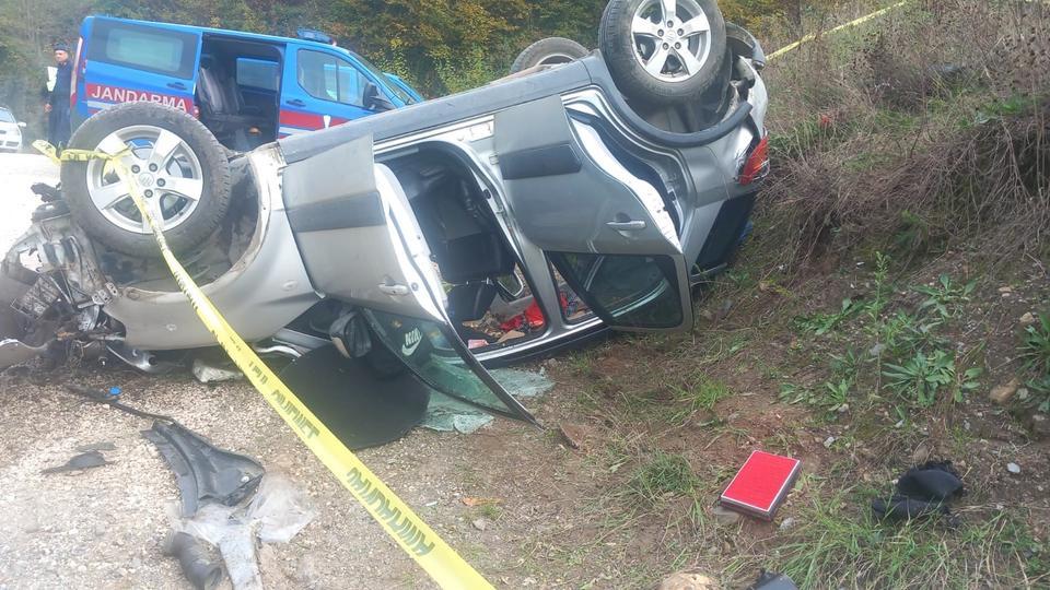 Şarampole uçan araç anne ve oğluna mezar oldu