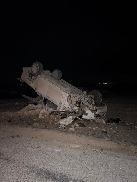 Kontrolden çıkan otomobil şarampole takla attı: 3 kişi yaralandı