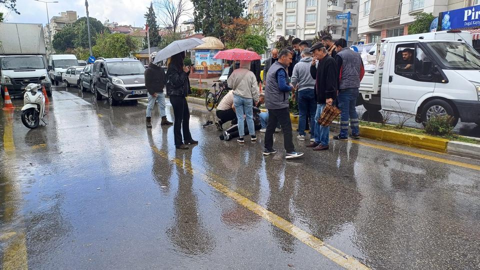 BİSİKLET İLE TİCARİ ARAÇ ÇARPIŞTI: 1 YARALI