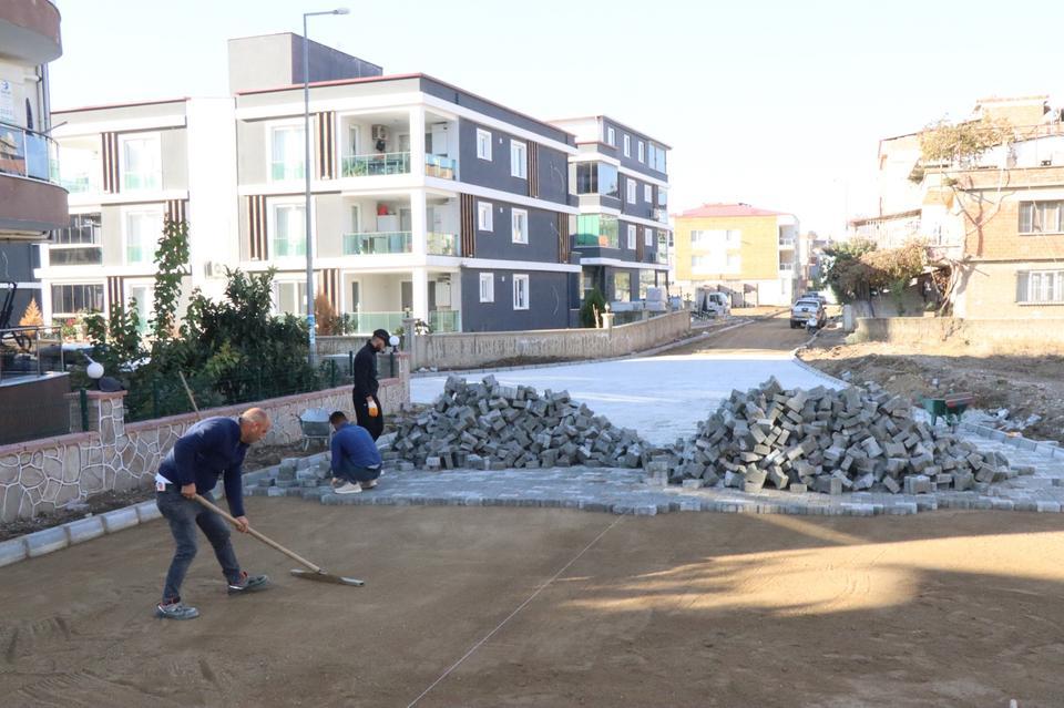 NAZİLLİ'DE YOL ÇALIŞMALARI DEVAM EDİYOR