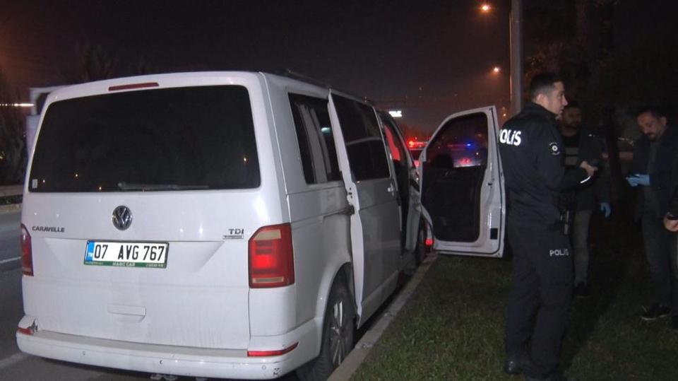 Park halindeki araçta sürücü ölü bulundu