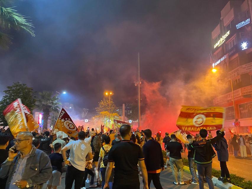 GALATASARAY'IN ŞAMPİYONLUĞU AYDIN'DA COŞKUYLA KUTLANDI