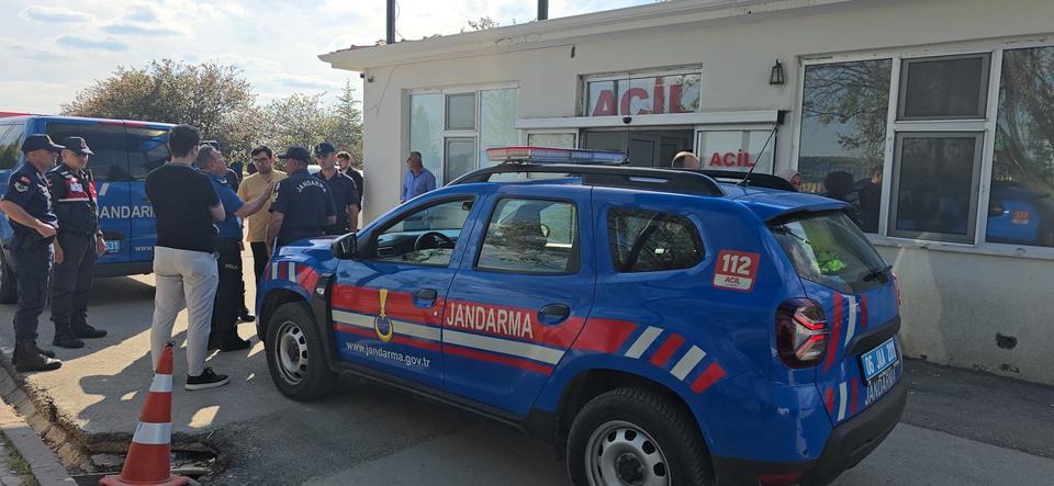 ANKARA'DA SUÇLUYU KOVALADIĞI SIRADA KAZA GEÇİREN JANDARMA ASTSUBAY ŞEHİT OLDU BAKAN YERLİKAYA, ŞEHİT ASTSUBAY İÇİN BAŞSAĞLIĞI MESAJI YAYINLADI