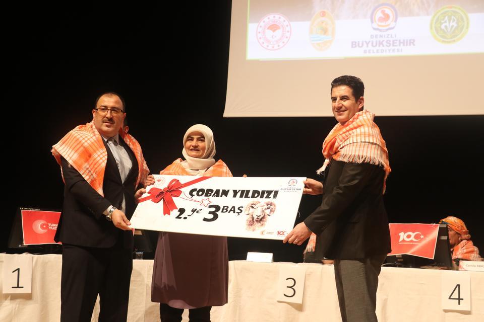 Denizli'de çobanlar bilgi yarışmasında ter döktü