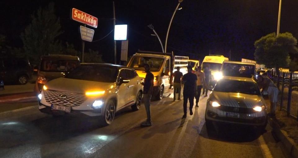 Otomobilin çarptığı adam hayatını kaybetti