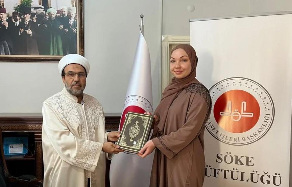 Aydın'da yaşayan yabancı uyruklu Beverly, Müslüman olup Berfin adını aldı