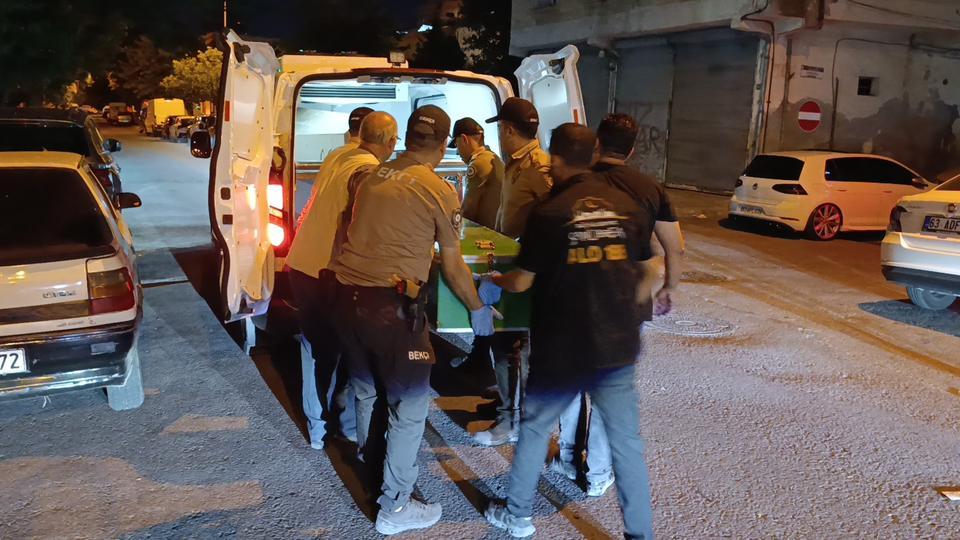 Evinde silahlı saldırıya uğrayan kişi hayatını kaybetti