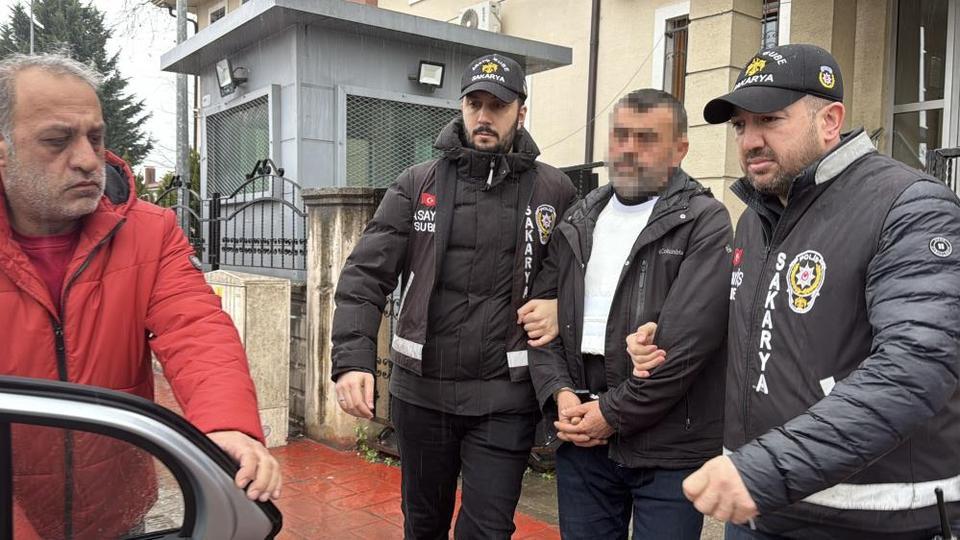 Emekli polis, MHP ilçe başkanını ve eşini öldürdü