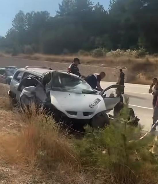 Takla atan araçtaki çift yaşamını yitirdi