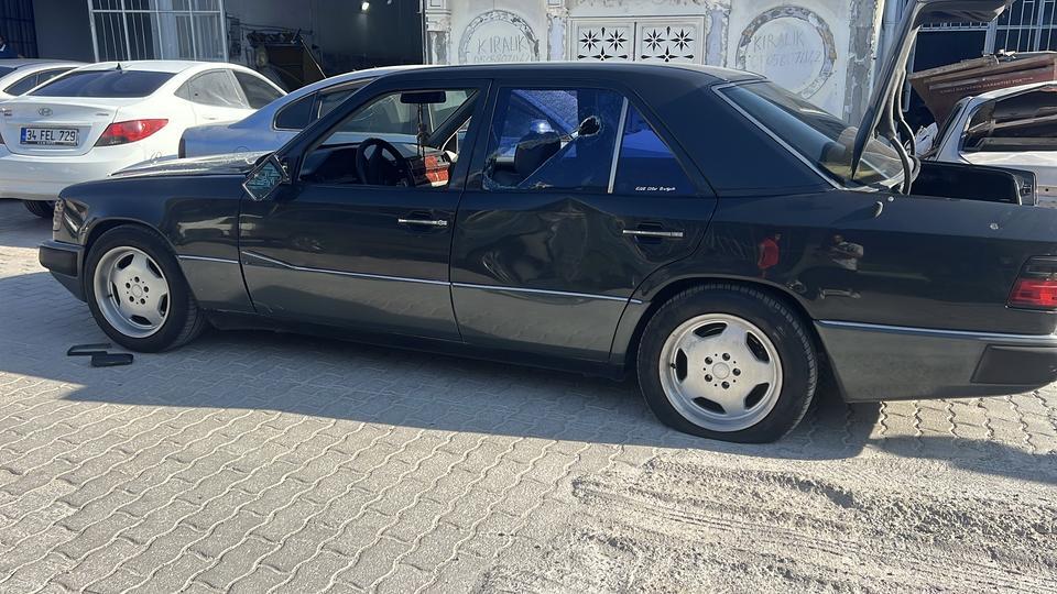 Arabayı yapmayan usta ile müşteri arasındaki bıçaklı kavga