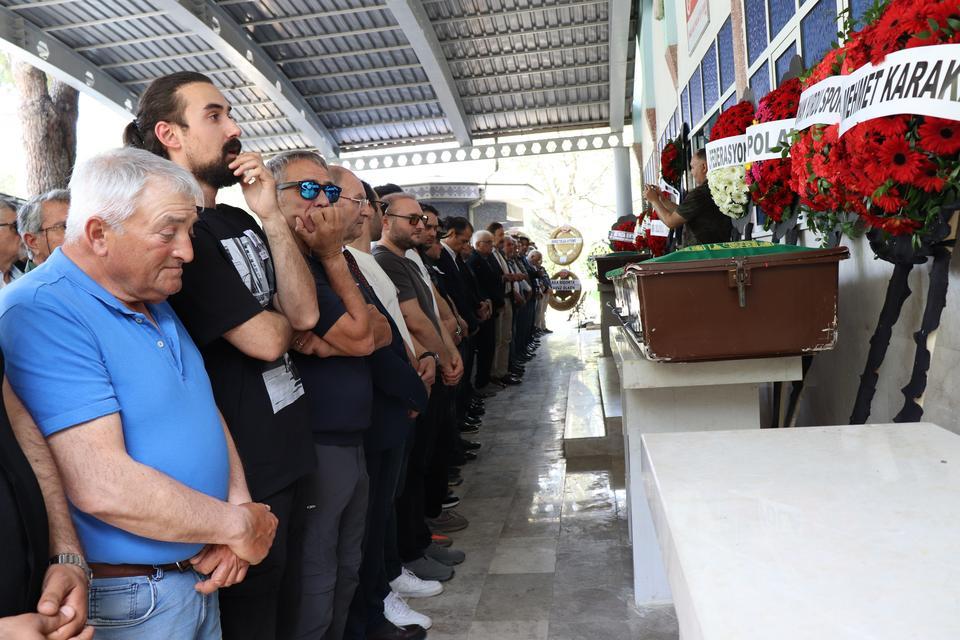 ERSUN YANAL'IN BABASI SON YOLCULUĞUNA UĞURLANDI
