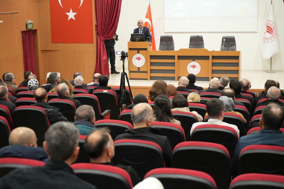 TÜRKİYE DÜNYADA TARIM ALANINDA 31, TARIMSAL HASILADA İSE 9. SIRADA BİTKİSEL ÜRETİM GENEL MÜDÜR YARDIMCISI İHSAN EMİRALİOĞLU: "ÜLKEMİZ TOPRAKLARINI DÜNYA ÖLÇEĞİNDE İYİ KULLANAN BİR ÜLKEYİZ"