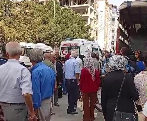 Pazarda fenalaşan milletvekili hastaneye kaldırıldı