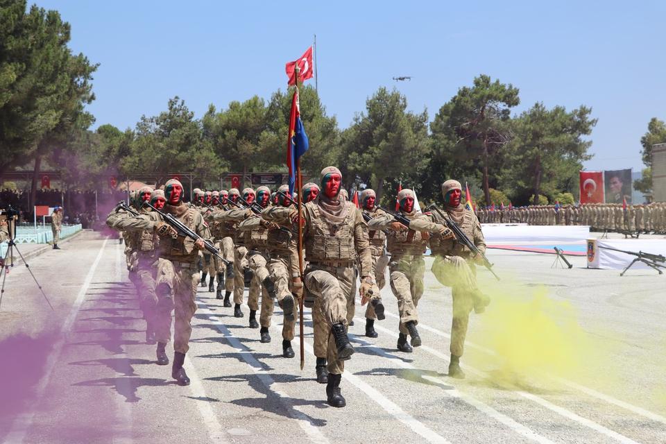 38. dönem komando adayları yemin etti
