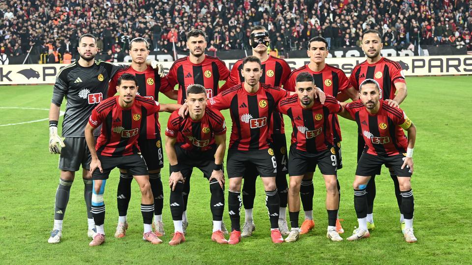 Eskişehirspor: 3 - Karşıyaka: 0