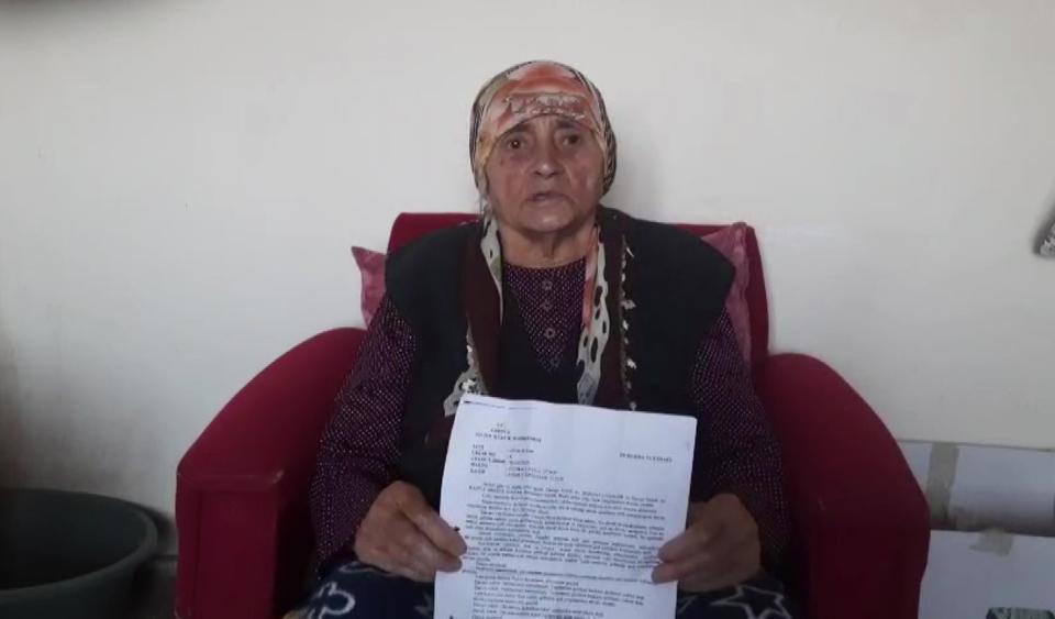 Oğluyla mahkemelik olan 90 yaşındaki anneye icra şoku