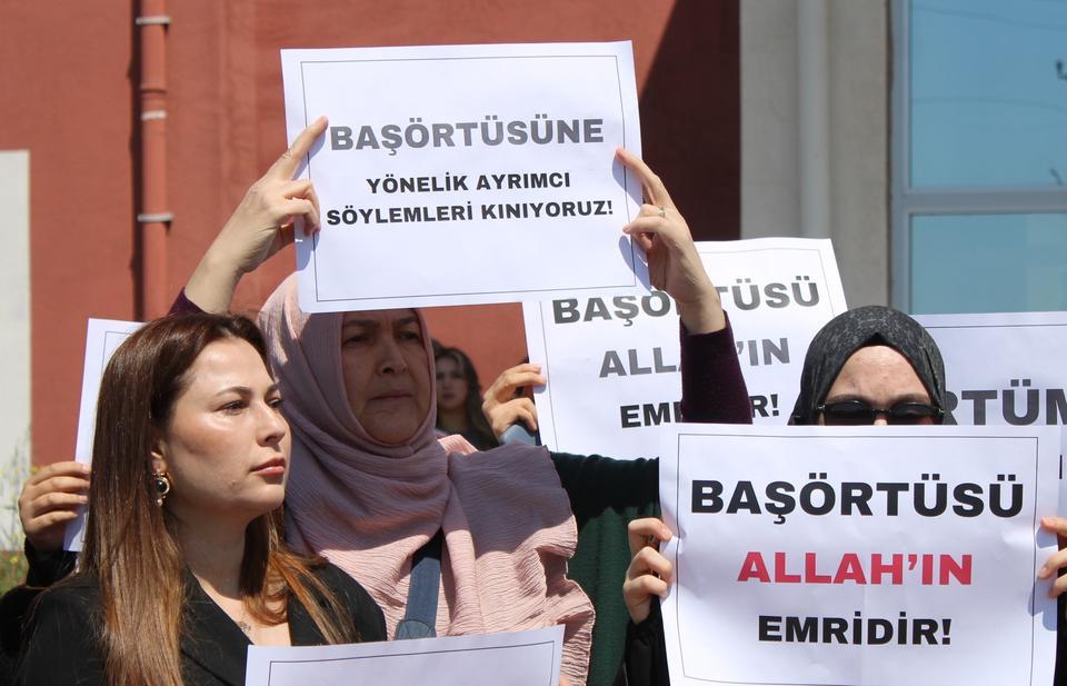 "BAŞÖRTÜSÜ ALLAH'IN EMRİDİR" DİYEN POFESÖR MİLYONLARIN SESİ OLDU