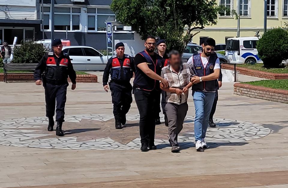 AYDIN'DA TÜFEKLİ CİNAYETİN ZANLISI ADLİYEYE SEVK EDİLDİ