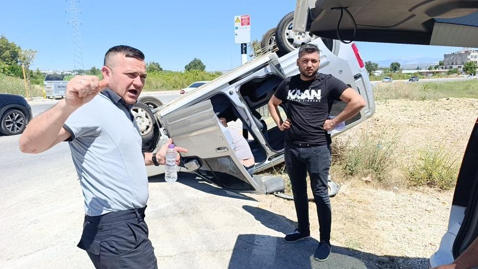 Takla attı, 50 metre sürüklendi; burnu bile kanamadı