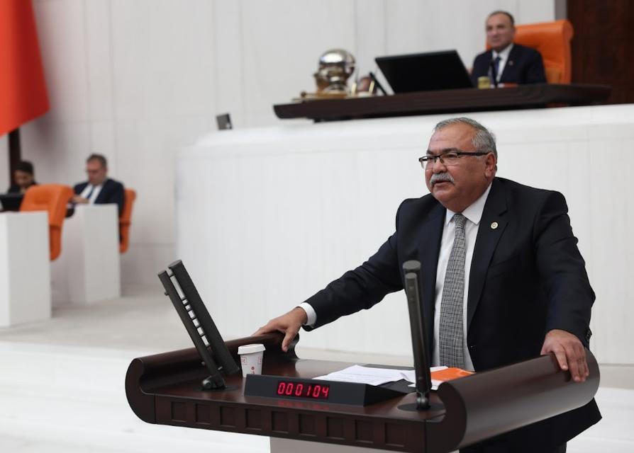“Vatandaşın sofrasında yokluk, tarlada emeğin karşılıksızlığı var”