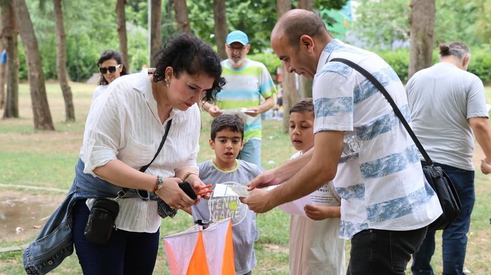 DOĞADA AİLECE SPORUN KEYFİNİ YAŞADILAR