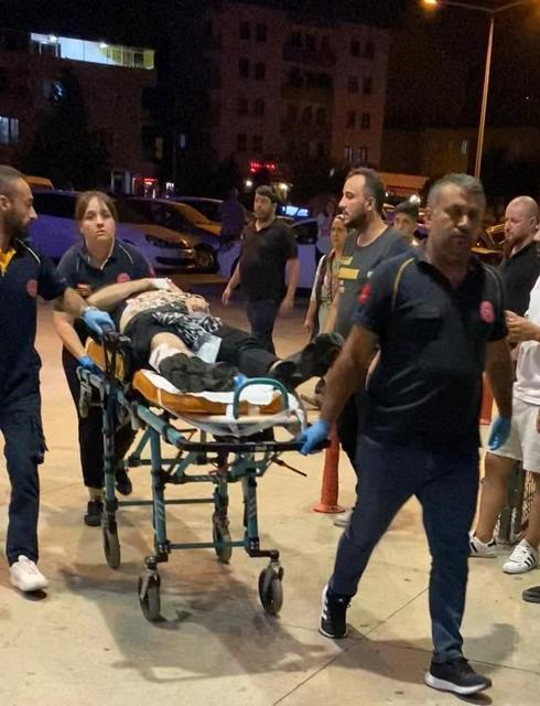 Tekel bayisine silahlı saldırı: İşletme sahibi yaralandı