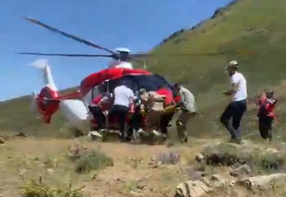 Yaralanan vatandaş helikopterle hastaneye kaldırıldı