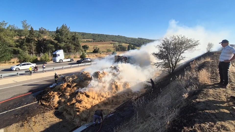 LPG'li araç tarlayı yaktı, yol kapatıldı