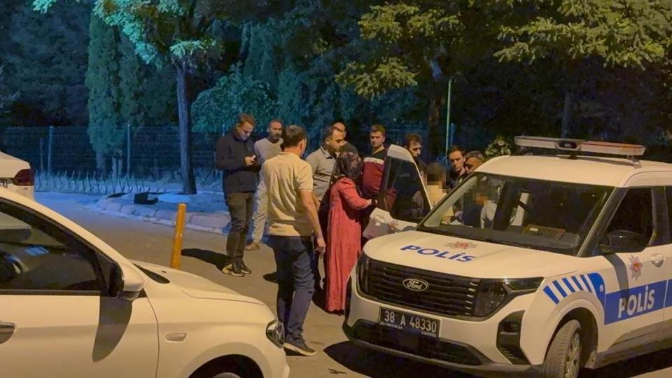 12 yaşındaki üvey oğlu tarafından bıçaklanan adam hayatını kaybetti