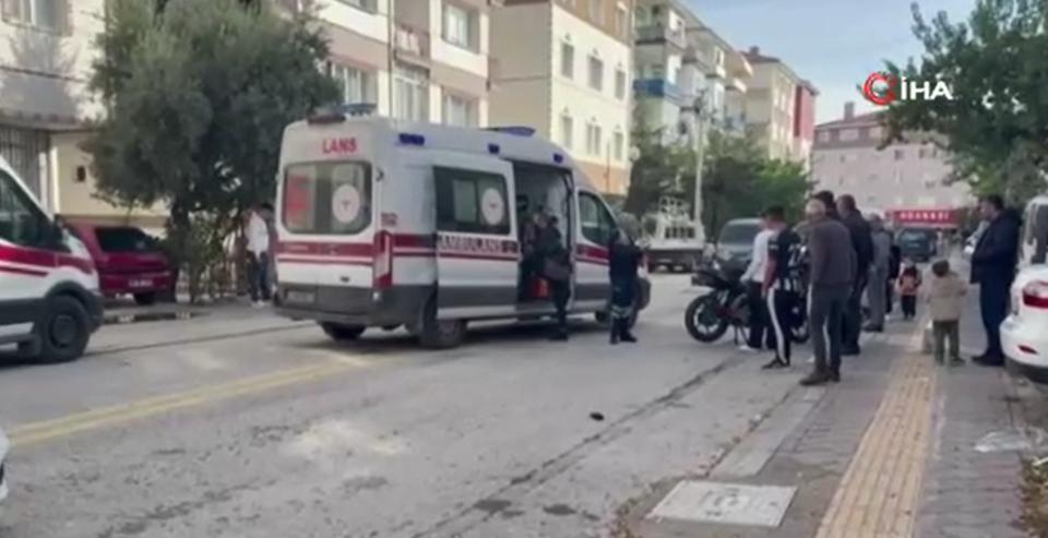 İki motosiklet çarpıştı: 2 kişi yaralandı