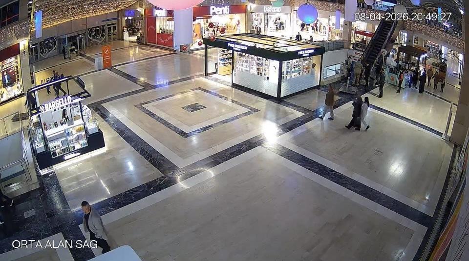 MARDİN'DE MOVAPARK AVM'DEKİ KAZADA 3 YAŞINDAKİ ÇOCUK PARMAĞINI KAYBETTİ