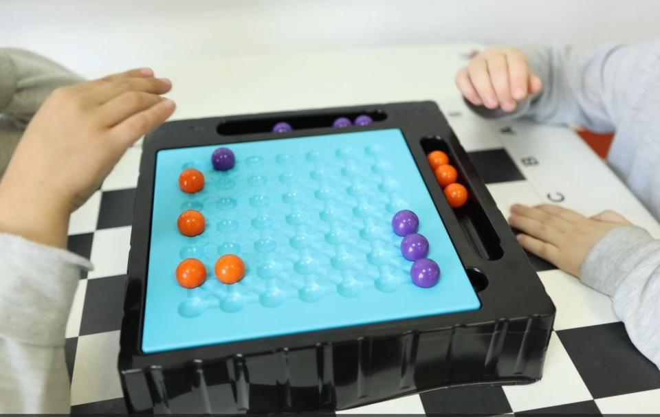 Zeka Atölyesi ile Zihinsel Gelişim eğitimi Aydın İsabet okullarında