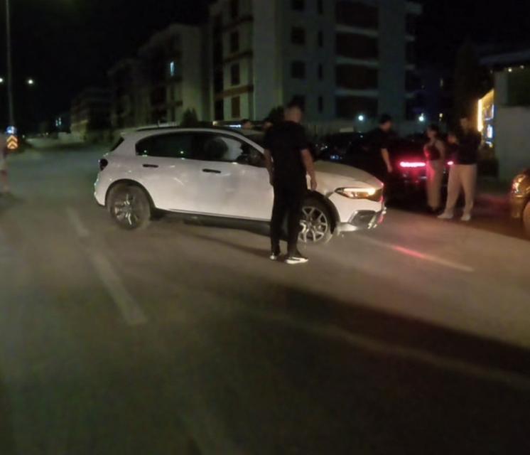 Otomobil ile motosiklet çarpıştı: 1 yaralı
