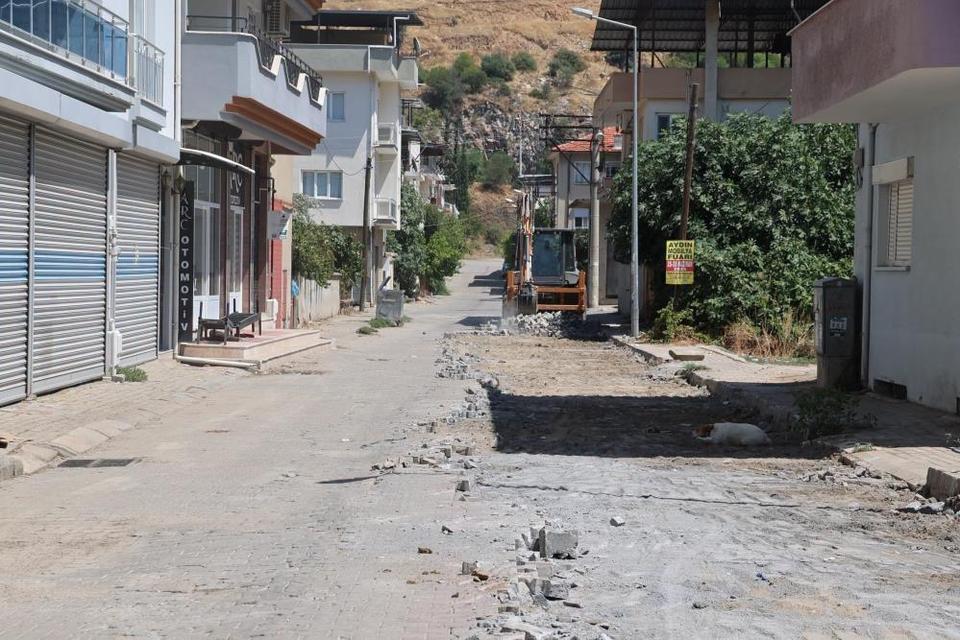 Gündoğan Mahallesi'nde yol çalışması başladı