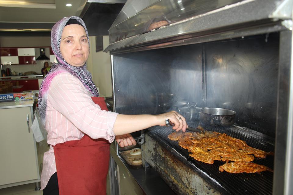KOCASINA YARDIM EDERKEN, KENDİ İŞİNİN PATRONU OLDU