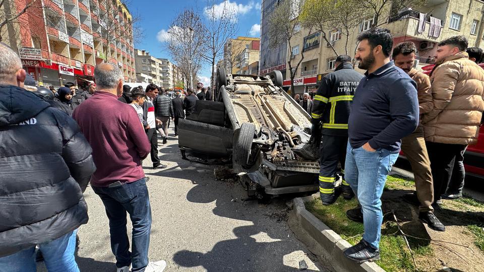 Kontrolden çıkan otomobil ters döndü: 1 yaralı