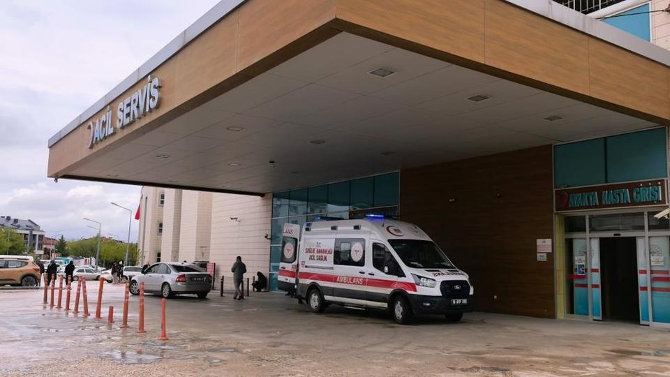 Annesi emzirirken soluk borusuna süt kaçan bebek öldü