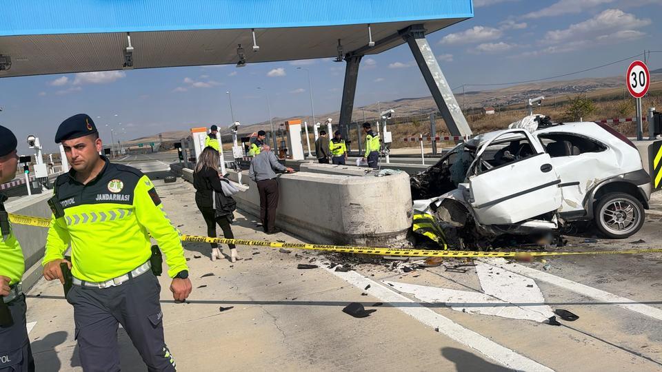 Feci kazada 22 yaşındaki sürücü öldü