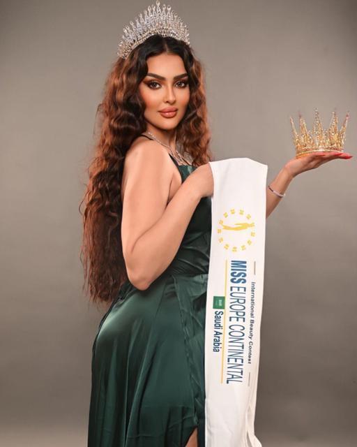 Suudi Arabistanlı model Rumy Al-Qahtani, Malezya'da düzenlenen "Miss Mrs Global Asya" güzellik yarışmasında ülkesi adına yarıştı.