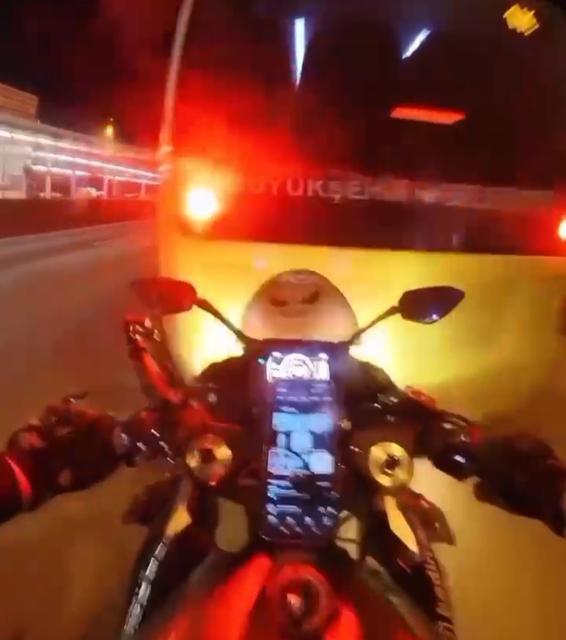 "Allah'ım sana geliyorum" dedi, sarı otobüse çarptı